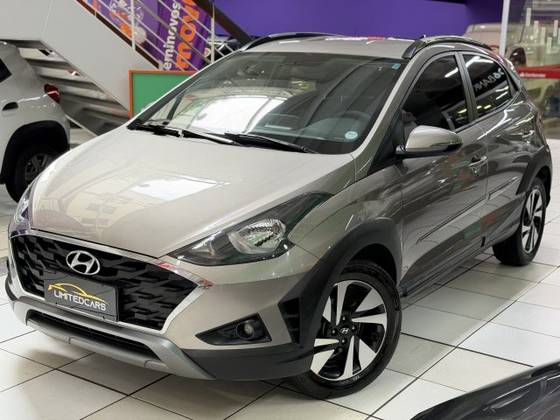 HYUNDAI HB20X 1.6 16V FLEX EVOLUTION AUTOMÁTICO HYUNDAI HB20X 1.6 16V FLEX EVOLUTION AUTOMÁTICO